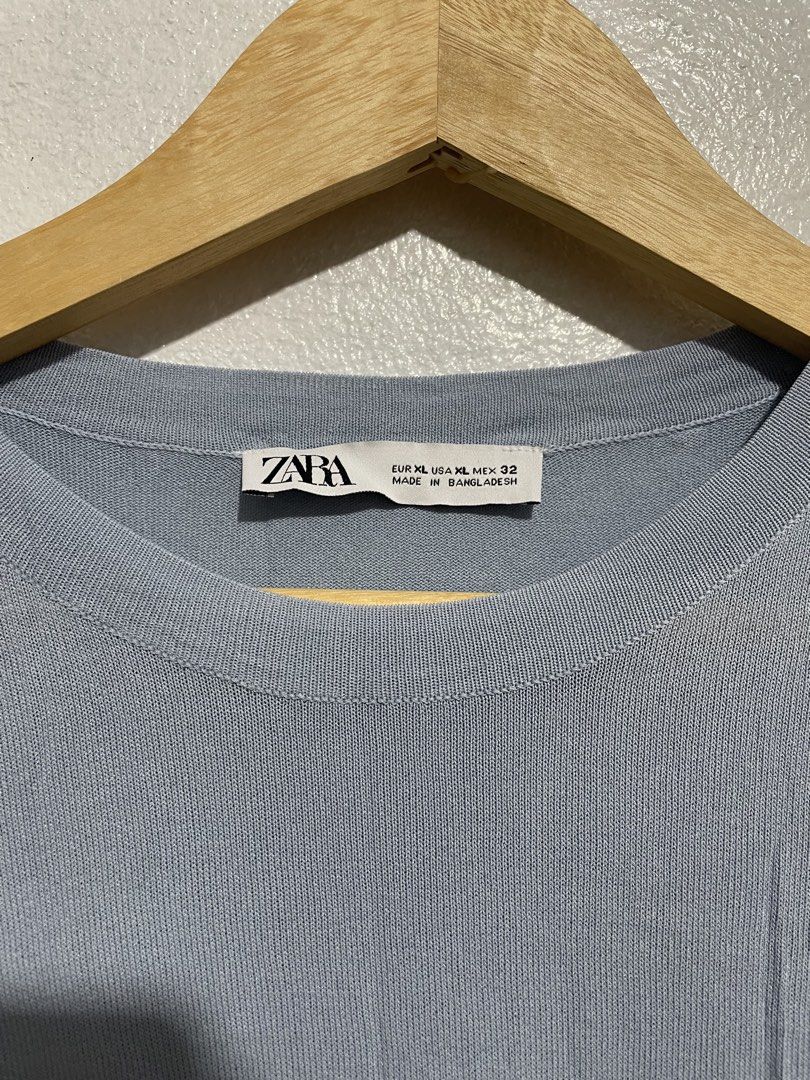 Zara Blue T-shirt XL (Category: Shirts) located in Manila. Submitted by vonerityy (Listing ID 1451078983, Image 2). Description: - Zara Basic Blue T-Shirt - Size: XL - Material: Viscose & Elastane blend - Origin: Made in Bangladesh - Features: Simple, comfortable, and great for everyday wear..