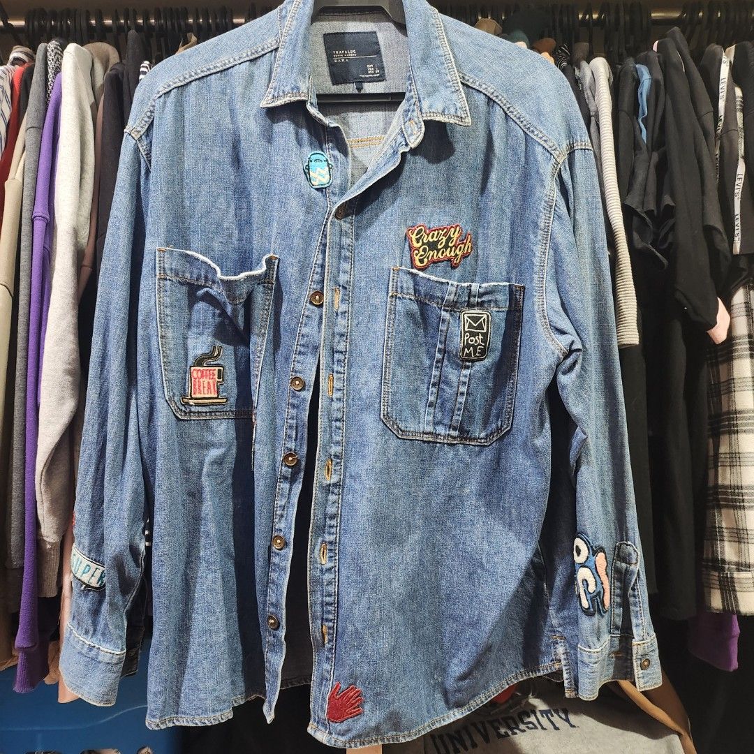 Zara Denim Jacket (Category: Coats, Jackets and Outerwear) located in Pasig City. Submitted by danielleaa (Listing ID 1451079031, Image 1). Description: Oversized. Fits up to XL No shipping. Pickup/lalamove delivery only. 📍Greenwoods, Cainta.