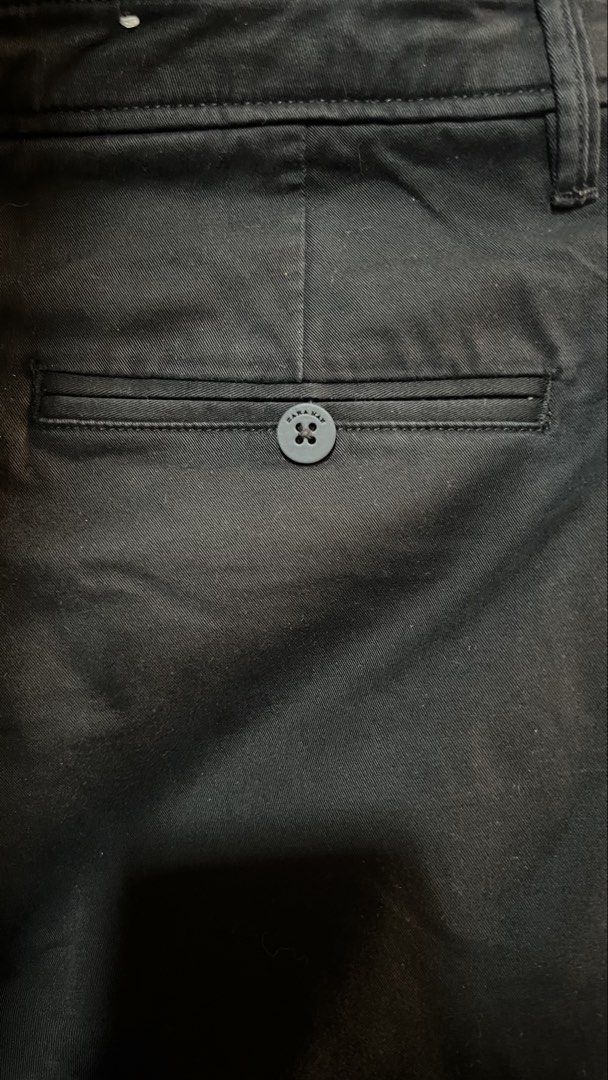 ZARAMAN PANTS (Category: Jeans) located in Baguio. Submitted by vercale (Listing ID 1451041263, Image 3). Description: ZARAMAN PANTS SIZE 32 BRAND NEW CONDITION No flaws From Personal box (Darker) black in actual.