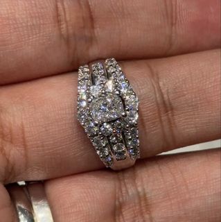 (Category: ) located in . Submitted by houseofgems0 (Listing ID 1451273579, Image 1). Description: .