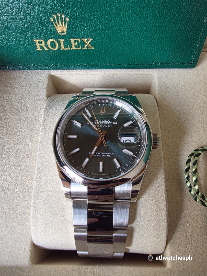 2026 DATE-JUST GREEN (Category: Luxury Watches) located in Taguig. Submitted by atlwatchesph (Listing ID 1451214034, Image 1). Description: 💚 2026 DATEJUST 36 GREEN 💚 MODEL 126200 💚 BRAND NEW/ COMPLETE SET 💚 YEAR 2026 BRAND NEW /COMPLETE SET 🏷 587,000.00 ⌚️ Watch posted is available & in stock 🤝 Pisted price Slightly negotiable 💯 All timepieces sold are all authentic, genuine, checked & verified 👀 No physical store. Meet up can be arrange