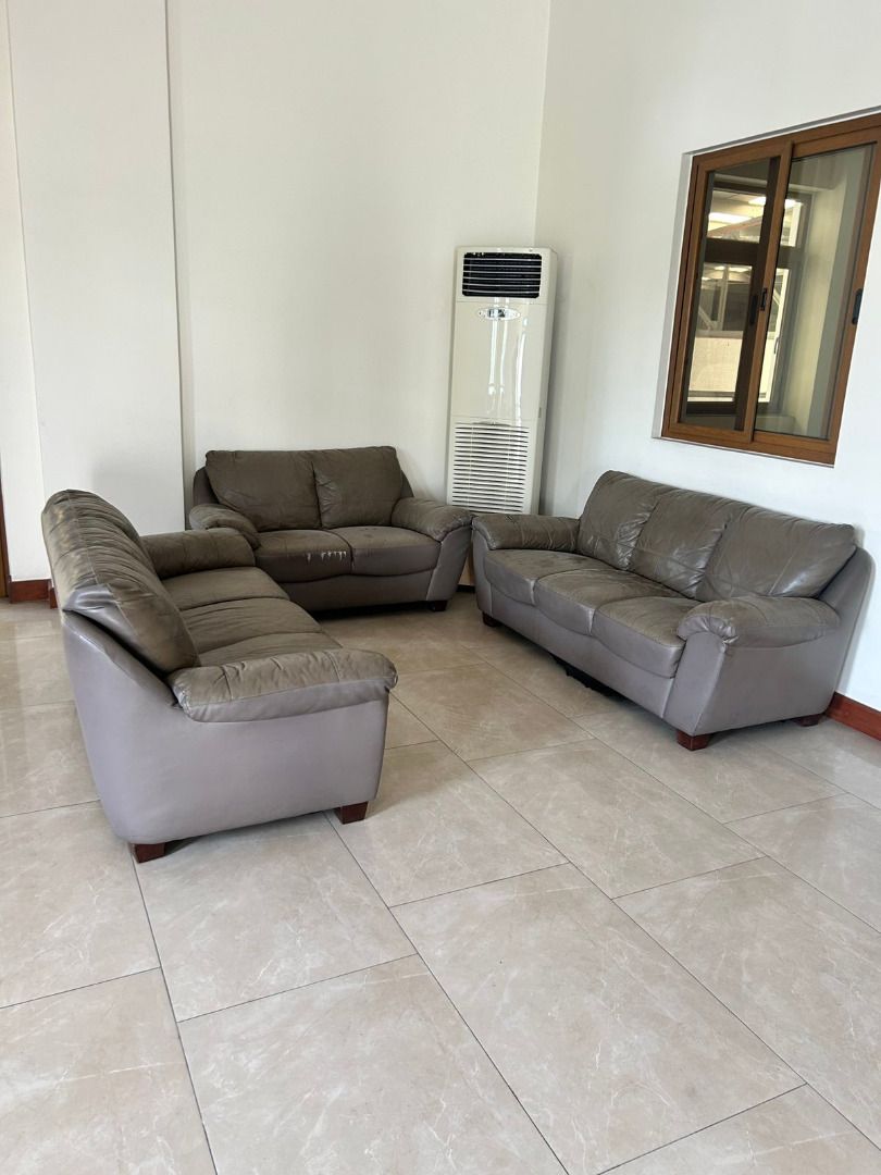 3-Piece Leather Sofa Set - Grey (Category: Sofas) located in Manila. Submitted by Extravamanza (Listing ID 1451171172, Image 2). Description: - 3-piece grey leather sofa set - Includes two 3-seater sofas and one 2-seater sofa - Comfortable and spacious design - Perfect for living rooms or lounges - Ready for a new home!.