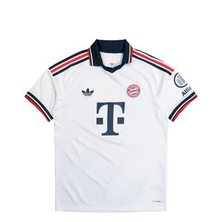 (Category: ) located in . Submitted by mysteryjerseys.sg (Listing ID 1451180005, Image 1). Description: .