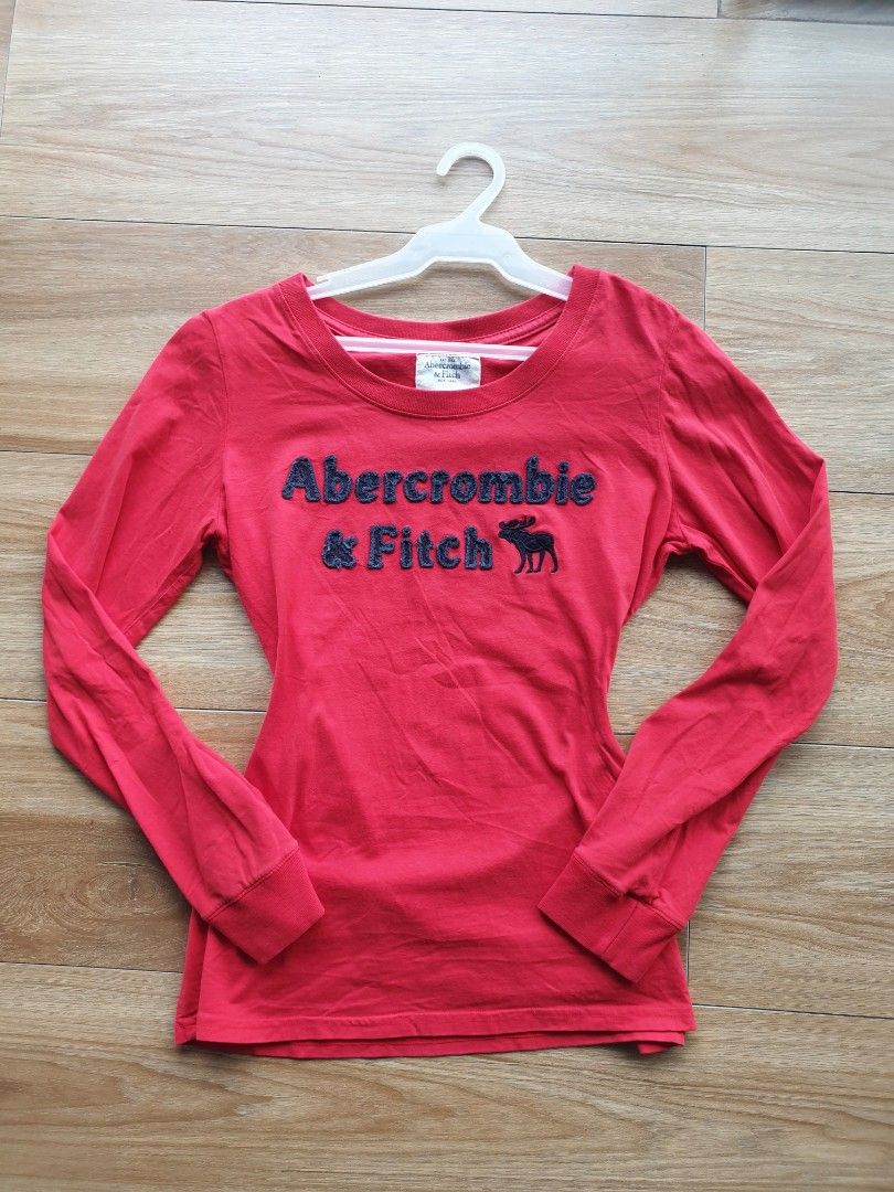 Abercrombie & Fitch Red Longsleeves (Category: Longsleeves) located in Santa Rosa. Submitted by aergosapparels (Listing ID 1451221897, Image 1). Description: Abercrombie & Fitch Original Red Longsleeves Santa rosa, laguna j&t.