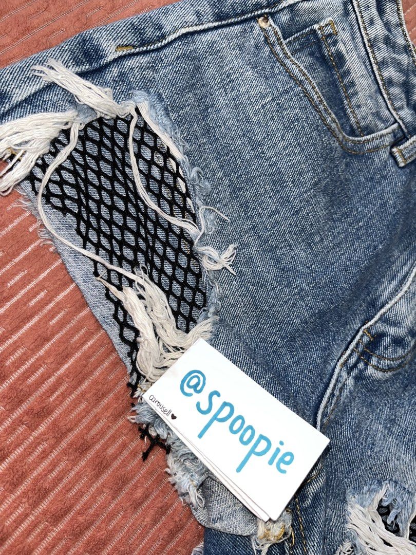 Alt Fishnet denim shorts (Category: Shorts) located in Manila. Submitted by spoopie (Listing ID 1451216811, Image 2). Description: ❣️S-M❣️ Waist- 27” Length- 12”.