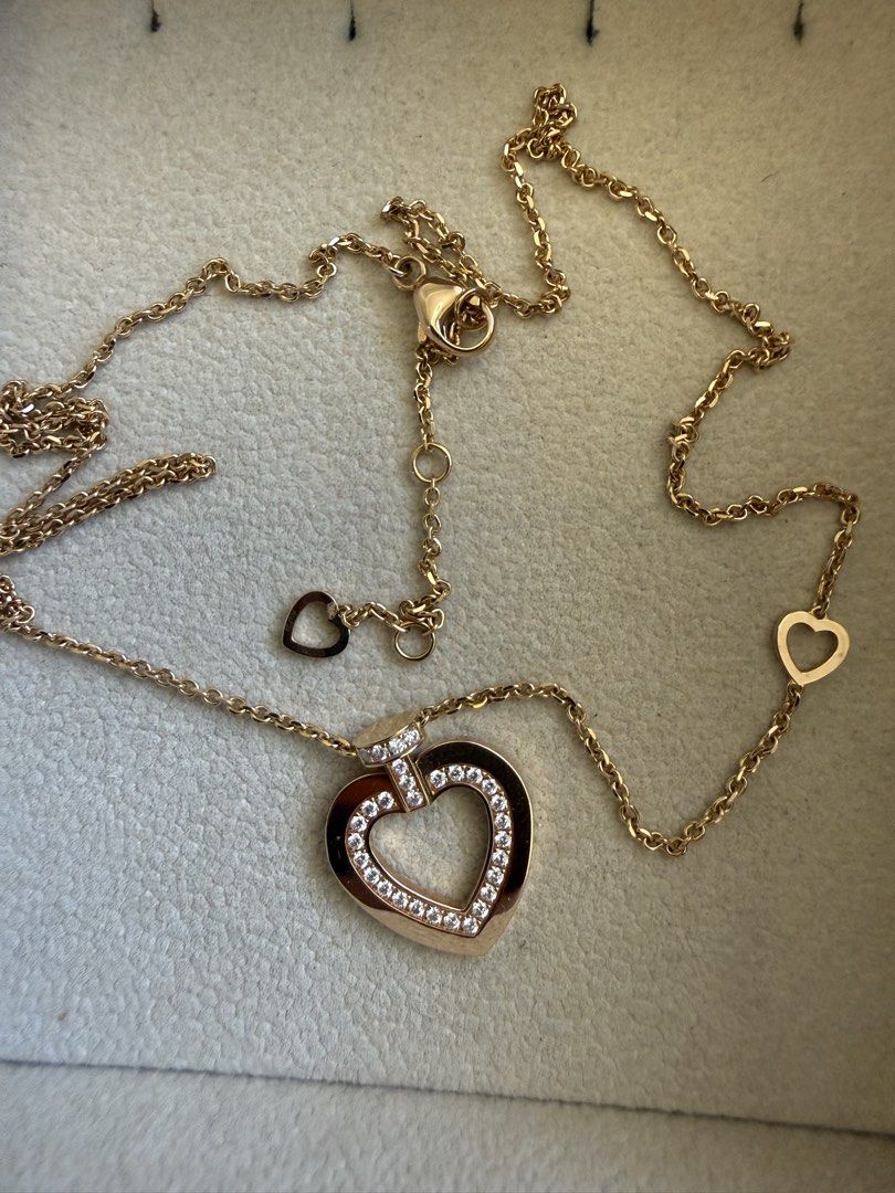 Auth Fred Pretty Woman Necklace (Category: Necklaces) located in Makati City. Submitted by aurummaison (Listing ID 1451171700, Image 3). Description: .