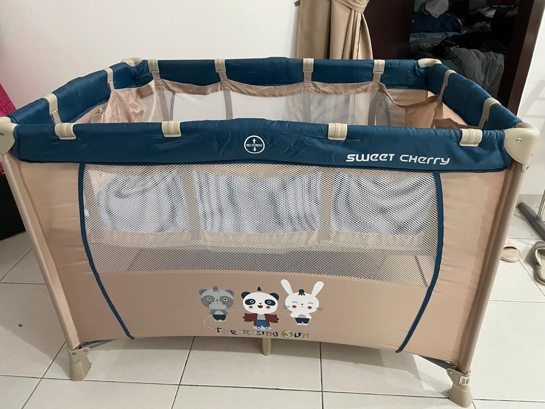 Baby cot Sweet Cherry (Category: Cots & Cribs) located in Pasir Gudang. Submitted by nanahaziq99 (Listing ID 1451274631, Image 1). Description: Baby cot dalam keadaan baik dan bersih. Besi rangka semua cukup. Akan dapat free barang baby sikit.