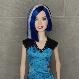 (Category: ) located in . Submitted by abarbieparlour90 (Listing ID 1451286249, Image 1). Description: .
