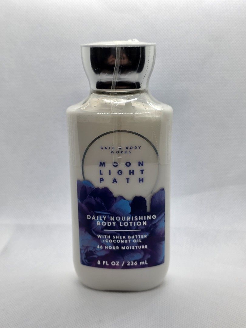 Bath & Body Works Moonlight Path Body Lotion (Category: Body Care) located in Pasig City. Submitted by shop_vibe08 (Listing ID 1451322354, Image 3). Description: Bath & Body Works In The Stars Body Lotion 💯authentic 💯 brandnew 💯 from US🇺🇸🇺🇸🇺🇸 ✅️on hand ✅️ready to ship ✅️ Original price: 💲15.95 Selling price : P 600 👉Size: 236ml 👉Enriched with Shea Butter and Coconut Oil 👉 Fragrance Notes: Starflower, Sandalwood, White Sandalwood Musk