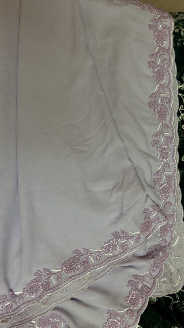 Beaded shawl heavy chiffon (Category: Hijabs) located in Kuala Lumpur. Submitted by emmalovestuff (Listing ID 1451287955, Image 1). Description: - LAVENDER COLOR - Delicate beaded floral embroidery along edges - Baru pakai sekali - sangat cantik dan tak jarang.