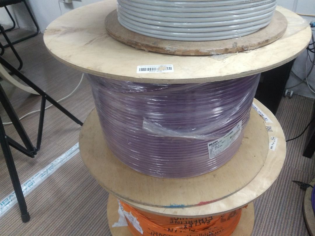 Belden 70101E Profibus Data Cable – 500m Roll (Purple) (Category: Networking) located in Caloocan City. Submitted by aifattmerchandise (Listing ID 1451155220, Image 2). Description: Belden 70101E Profibus Data Cable – 500m Roll (Purple) 1 STOCK LEFT!! 💜 Original Belden Industrial Data Cable Ideal for automation, process control, PLC, SCADA, and Profibus communication networks. Product Details ✅ Brand: Belden ✅ Model: 70101E Series ✅ Type: Data /