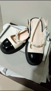 (Category: ) located in . Submitted by thrift.mart (Listing ID 1451135918, Image 1). Description: .