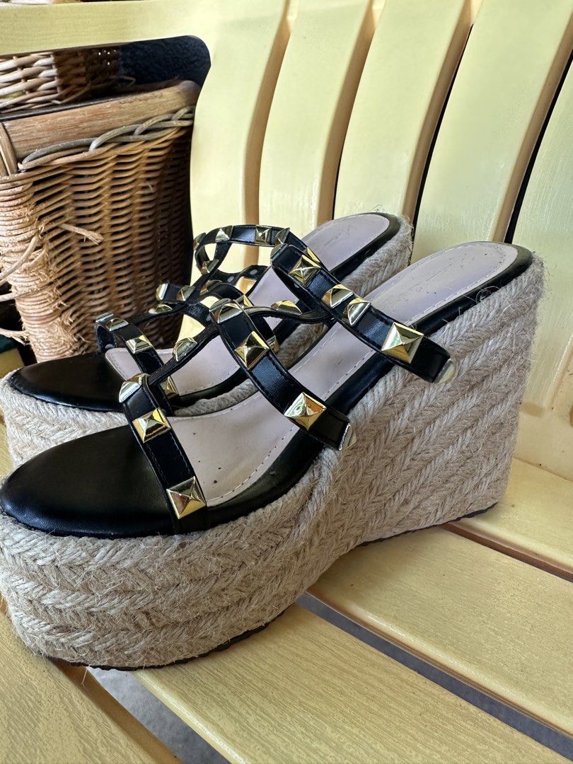 Black Studded Wedges (Category: Wedges) located in Subang Jaya. Submitted by sleepykin (Listing ID 1451131562, Image 1). Description: New. Havent wear and bought during raya. Size 35.