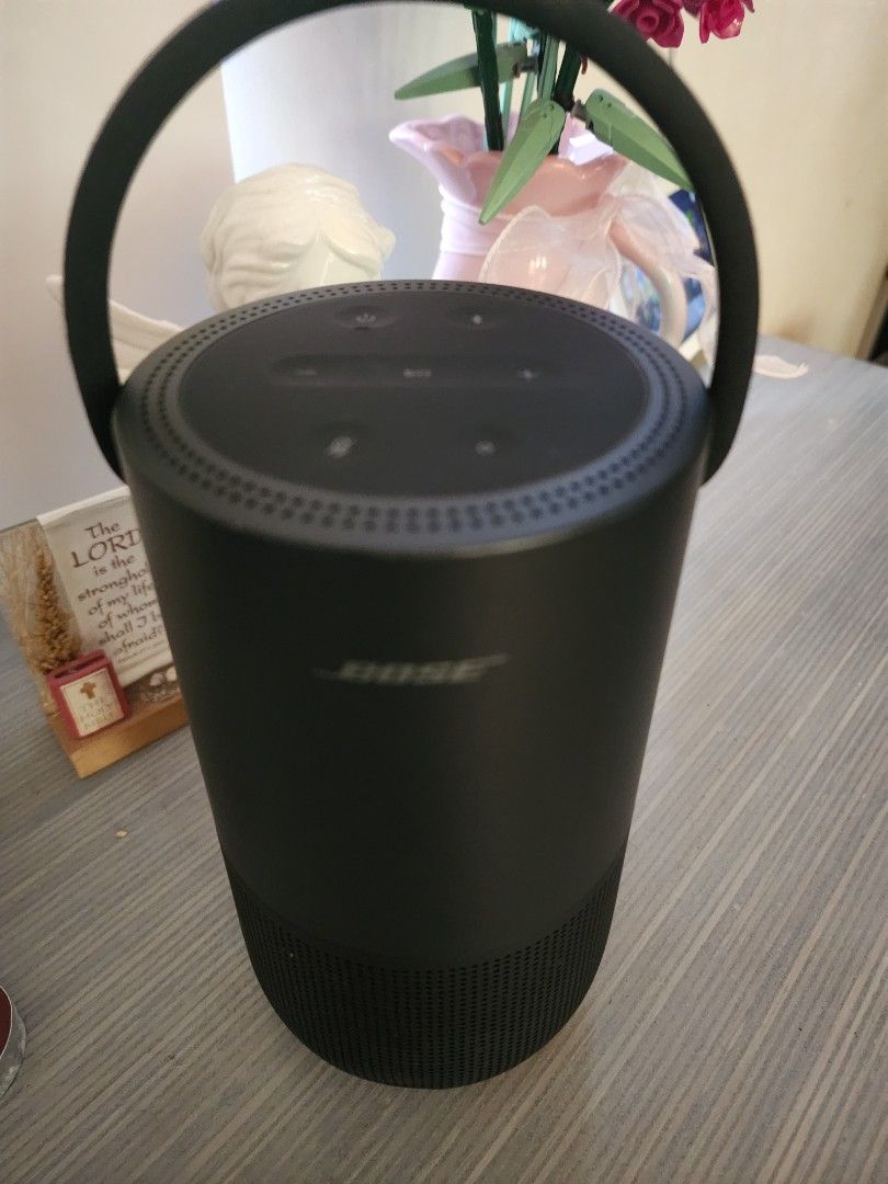 Bose Portable Smart Speaker (Category: Soundbars, Speakers & Amplifiers) located in Manila. Submitted by kg613 (Listing ID 1451322598, Image 1). Description: - Black Bose portable smart speaker - Incredible sound quality for its compact size - Convenient built-in handle for music on the go - Easy-to-use top controls - Perfect for enjoying music anywhere.