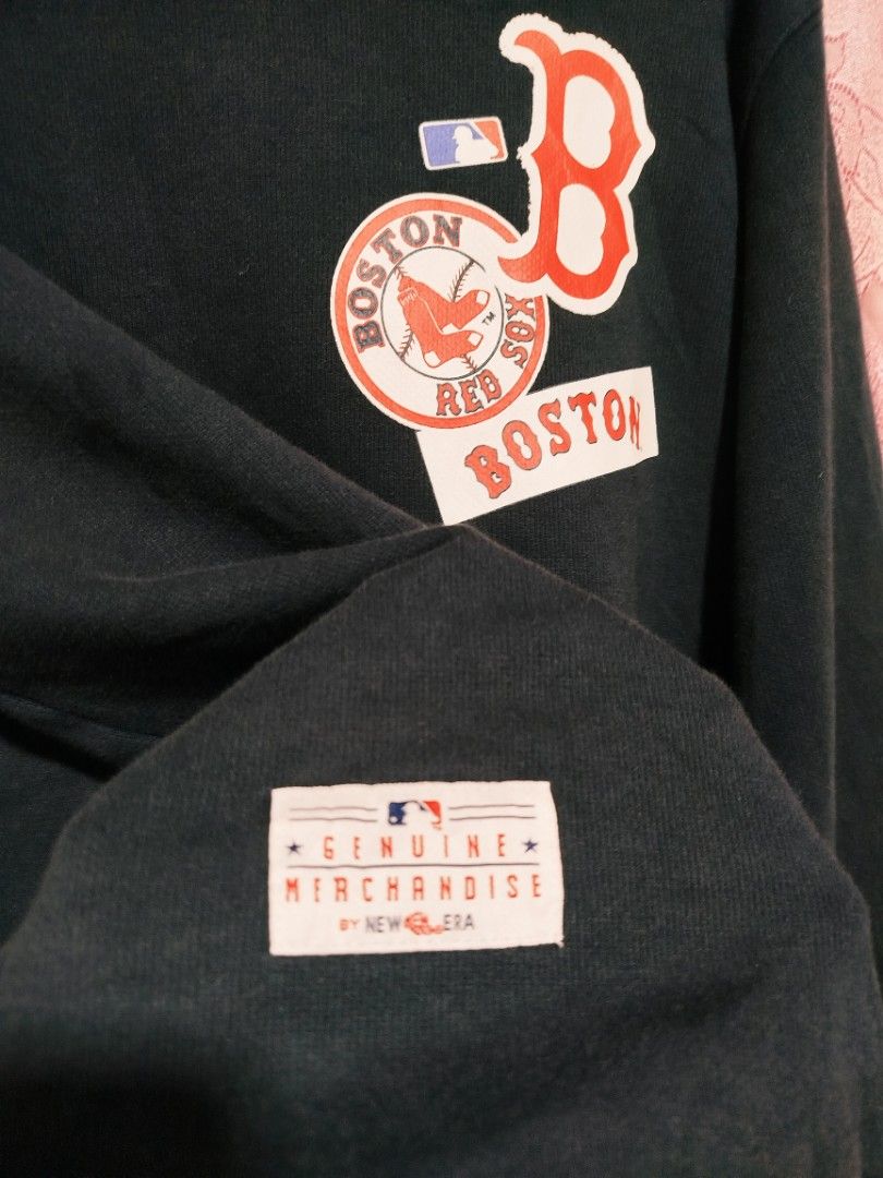 BOSTON RED SOX NE KOREA SWEATER (Category: Coats, Jackets and Outerwear) located in Quezon City. Submitted by capphenom14 (Listing ID 1451152577, Image 2). Description: Color rate 8/10 Small-Medium.