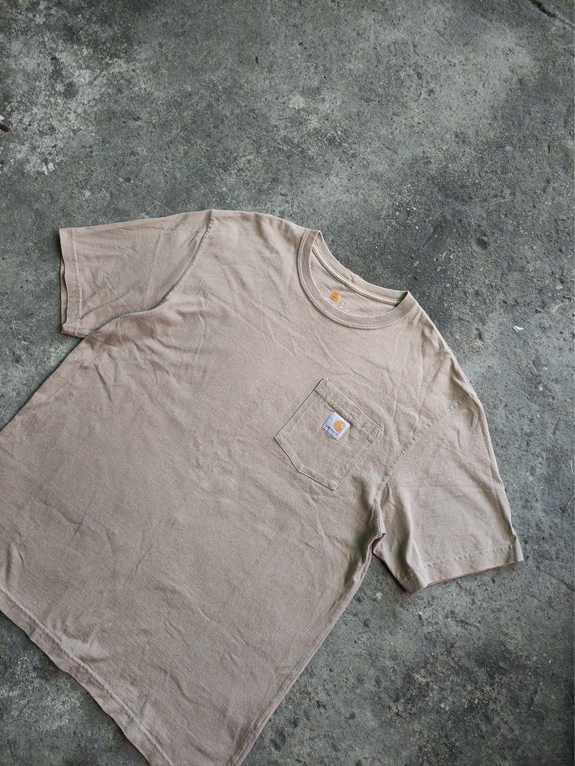 Carhartt K87 Pocket Tee (DESERT / BEIGE) (Category: Activewear) located in Bocaue. Submitted by mosthighcollective (Listing ID 1451160462, Image 3). Description: Carhartt K87 Pocket Tee (DESERT / BEIGE) Size: M on tag Dimes: 22 width 29 length Excellent condition No issue 1200 only Dm me to purchase 📥.