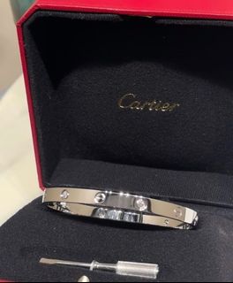 （分類：）位於 。 由 mia.cartier99 提交（商品編號 1451175517，圖片 1）。簡介： 。