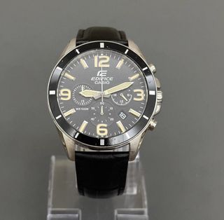 (Category: ) located in . Submitted by vintagewatches39 (Listing ID 1451183717, Image 1). Description: .