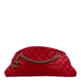 (Category: ) located in . Submitted by carousellluxury (Listing ID 1451226168, Image 1). Description: .