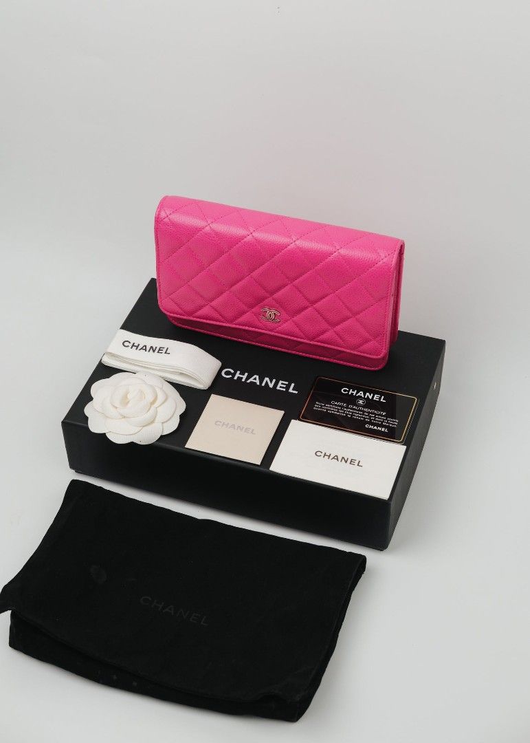 Chanel Series 21 Classic Wallet on Chain (Category: Luxury Bags & Wallets) located in Manila. Submitted by windsorfinery (Listing ID 1451136069, Image 2). Description: Chanel Series 21 Classic wallet on chain in pink caviar silver chain, 2015 Inclusions: Dust bag, box, and authenticity card Cash Price: ₱198,000 Layaway Price: ₱210,000.
