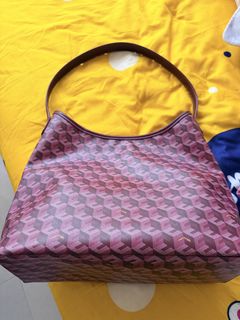 (Category: ) located in . Submitted by lollya (Listing ID 1451155218, Image 1). Description: .
