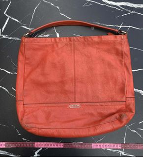(Category: ) located in . Submitted by authentic_bag96 (Listing ID 1451224321, Image 1). Description: .