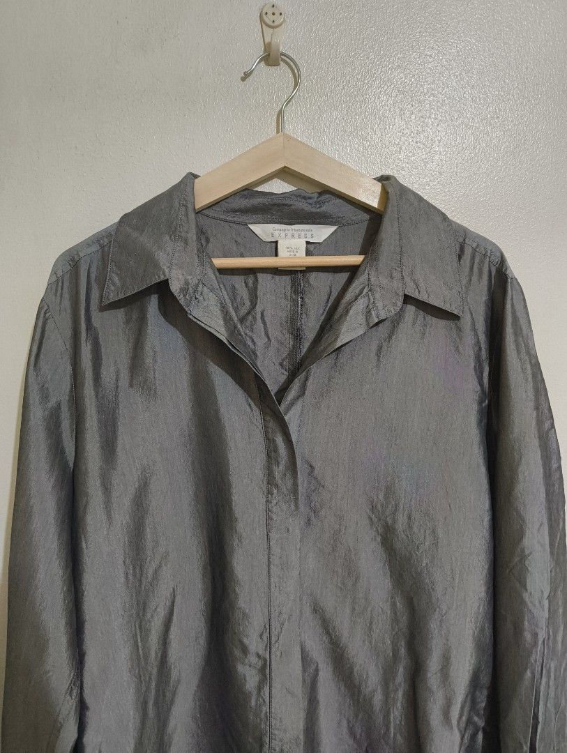 Compagnie Internationale Express Grey Silk Blouse (Category: Blouses) located in Quezon City. Submitted by afteruse (Listing ID 1451306927, Image 3). Description: US size 11/12 on tag. Fits semi-large to large sizes..
