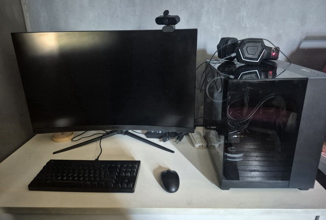 COMPUTER SET (Category: Desktops) located in Quezon City. Submitted by Skidbladnir (Listing ID 1451226463, Image 3). Description: OPEN FOR TRADING [Ryzen 7 5700X + RTX 4060 Full Gaming Set 🚀 ​Price: 53,000 ​Selling my complete, well-maintained gaming setup. Perfect for competitive gaming (Valorant/CS2), streaming, or heavy video editing. Everything is plug-and-play! ​🖥️ SYSTEM SPECIFICATIONS: ​CPU: AMD Ryzen 7 5700X (8 Cores, 16 Threads) ​GPU: 