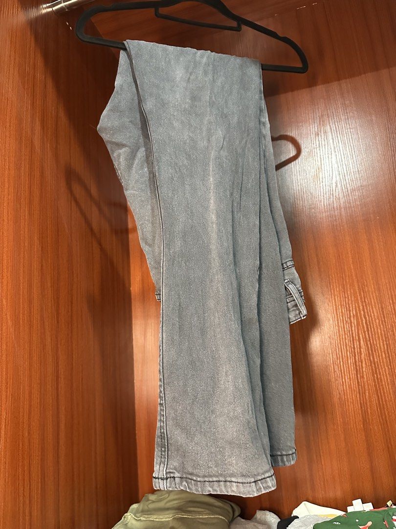 Cotton On Slim Leg Jeans Grey (Category: Jeans) located in Calamba. Submitted by treb_c (Listing ID 1451132200, Image 3). Description: - Grey slim leg jeans from Cotton On - Button and zip closure - Two back pockets - Made in Bangladesh - Ideal for casual wear - Selling as they no longer fit Size 36 cotton on.