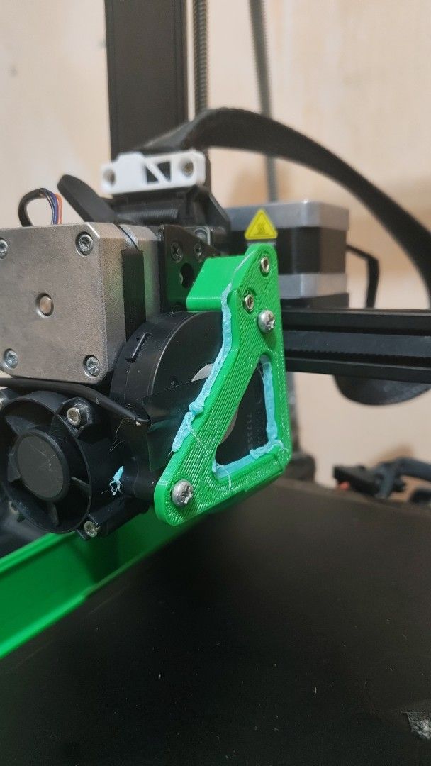 CREALITY ENDER 3 V3 SE +ISSUES (Category: Printers, Scanners & Copiers) located in Antipolo. Submitted by jason_manahan (Listing ID 1451285532, Image 3). Description: PRICE SLIGHTLY NEGOTIABLE BOUGHT 2024 ISSUES: EXTRUDER: TESTS SHOWS ME THAT EXTRUDER DOESNT PULL FILAMENT DOWN. POSSIBLE REPLACEMENT NEEDED Z-AXIS: PRINTER DOESNT ACCURATELY TRACK Z AXIS COORDINATED AND CAUSES HEAVY OVERSHOOTING OF COORDINATES UPT TO A POINT OF DAMAGING PRINT BED AN
