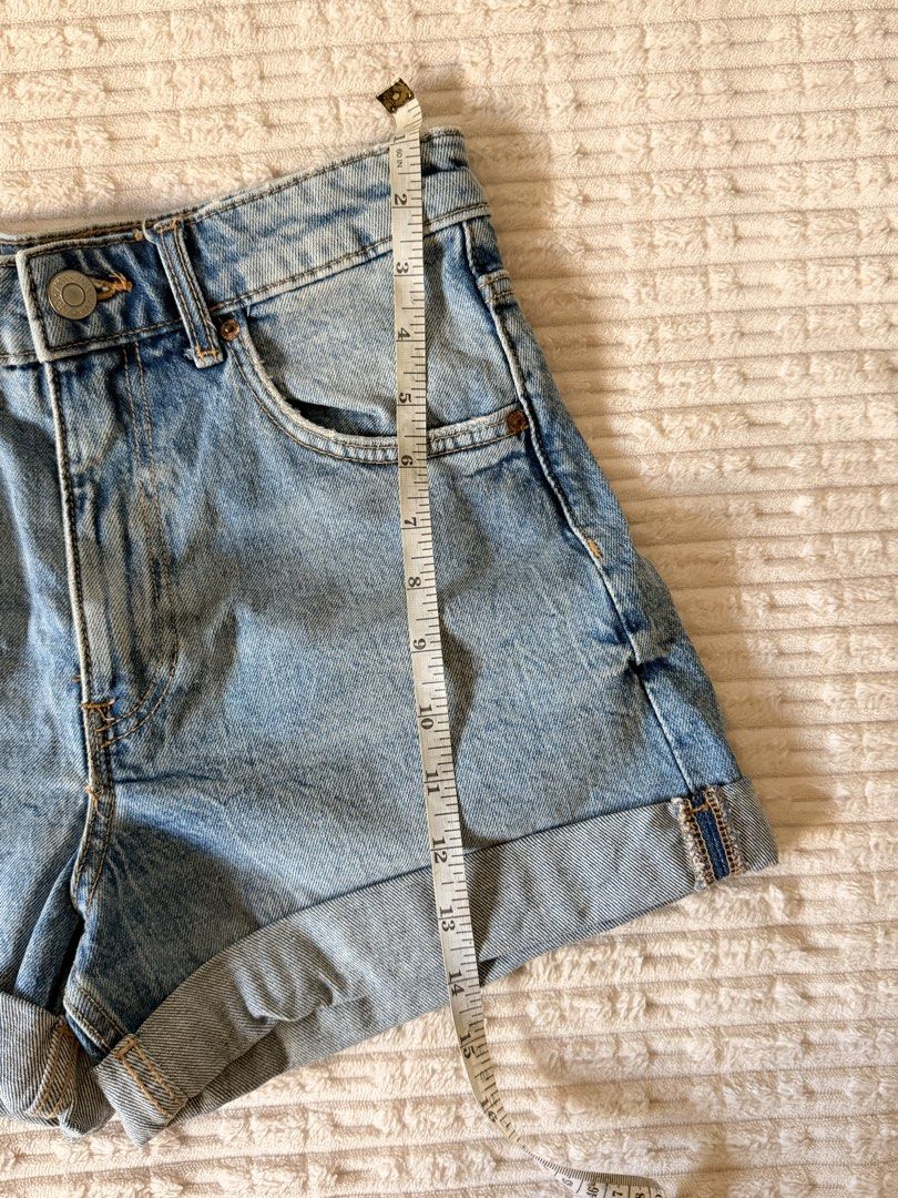 denim zara shorts (Category: Shorts) located in Daraga. Submitted by littlemissdeclutter.wtme (Listing ID 1451228937, Image 2). Description: - Zara - never been used - Zara mom shorts, jean shorts - blue light washed color - can fit to xs - S .