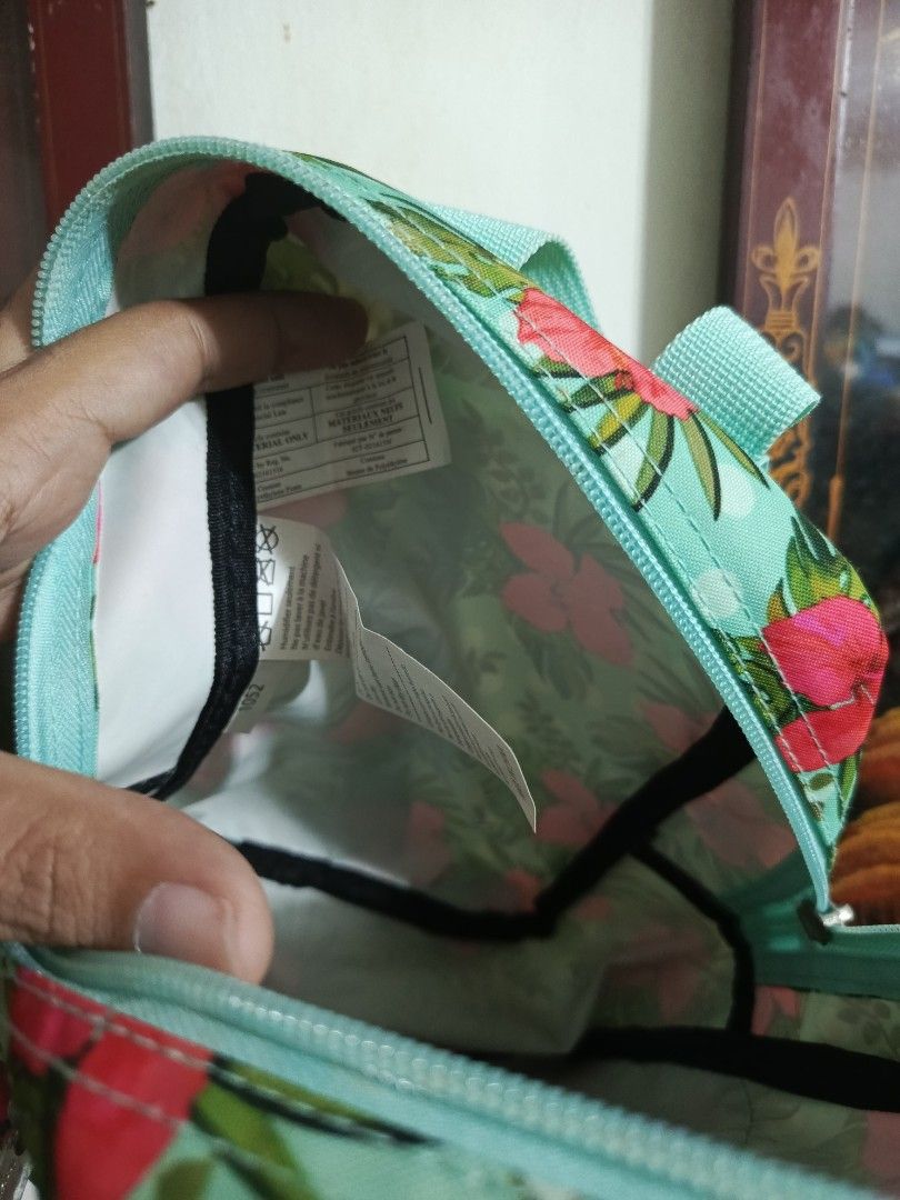 Dickies Tropical Floral Backpack (Category: Backpacks) located in Manila. Submitted by fiercehorse-60ca (Listing ID 1451306645, Image 3). Description: - Cute Dickies backpack - Tropical floral print (light blue with pink flowers & green leaves) - Main compartment - Front zip pocket - Adjustable straps - Ideal for everyday use or travel.