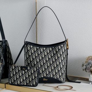 (Category: ) located in . Submitted by worldwidedeals (Listing ID 1451246638, Image 1). Description: .