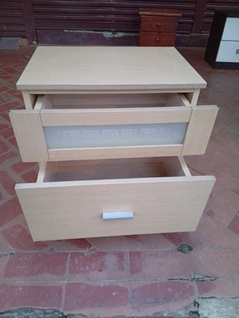Drawer (Category: Shelves, Cabinets & Racks) located in Petaling Jaya. Submitted by nm016648427690 (Listing ID 1451289435, Image 3). Description: Drawer Size: W,35.cm,L,52.cm,H,53.cm RM-65 Code :D-052 Stock Available : 1 Condition : Goods ** (ABOVE PRICE DOES NOT INCLUDE DELIVERY & INSTALLATION) ** We are specialist in BUY or SELL New/Used Home Furniture or Office Equipment [ Perabot Kita Furniture ] Address: L1-03 times 89 Jalan 8A/133, Taman Sr