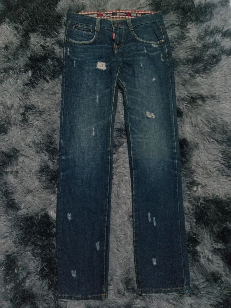 Dsquared denim jeans (Category: Jeans) located in Bacolod City. Submitted by wepthriftstyle (Listing ID 1451246220, Image 2). Description: Dsquare denim jeans •Dimes: 30.5 waist x 41 length •excellent / no issue •complete tags •zippers and buttons still intact •shipping nationwide via jnt •Unli videocall •Unli vouch •399 pesos each +shipping fee DM🙇.