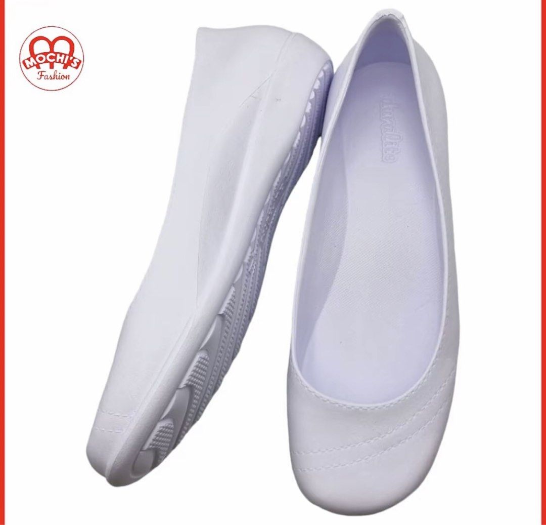 Easysoft Duralite Grace Ladies White Ballet Flats (Category: Flats & Sandals) located in Manila. Submitted by ninin03 (Listing ID 1451204522, Image 1). Description: - Easysoft white ballet flats - Lightweight and waterproof - Comfortable for walking and everyday wear - Non-slip sole for safety - Ideal for school or work - Easy to clean and maintain.