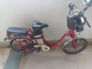 (Category: ) located in . Submitted by haohao93 (Listing ID 1451178062, Image 1). Description: .