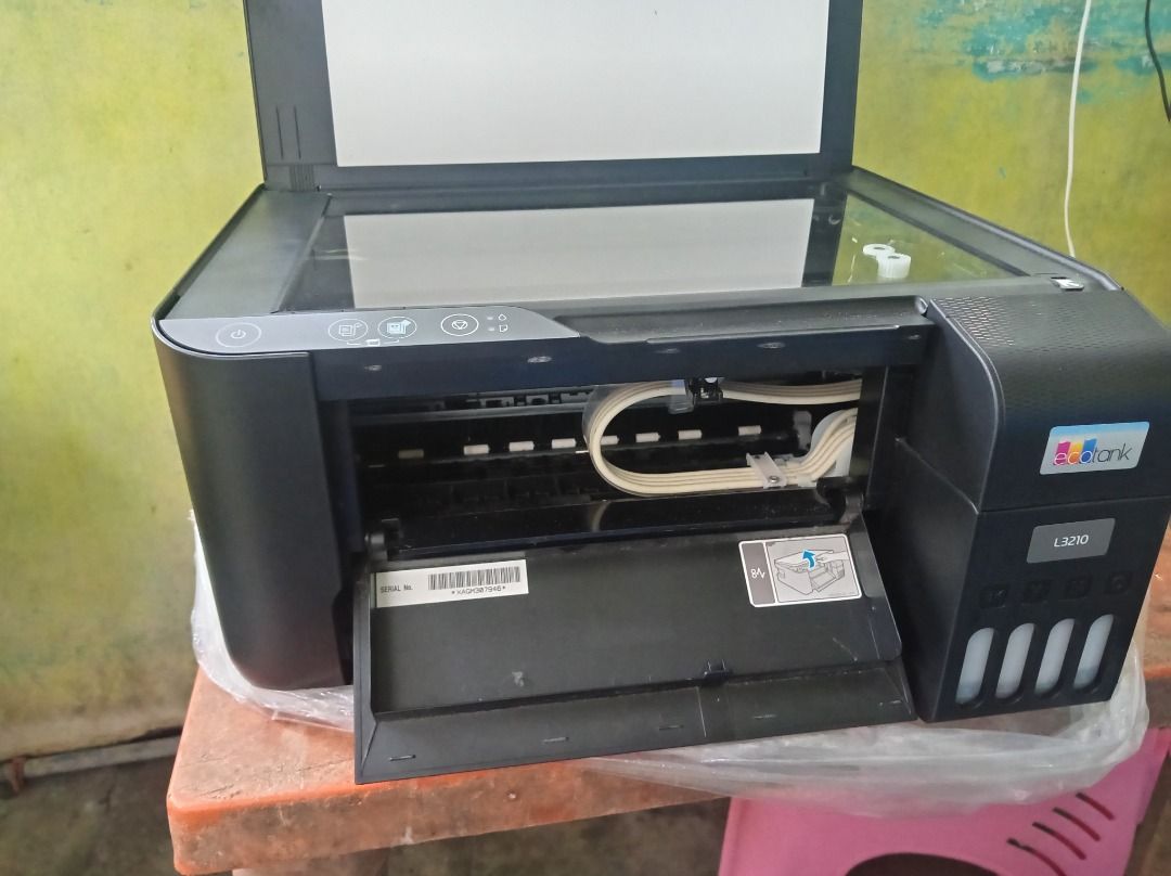 Epson L3210 Printer 3in1 (Category: Printers, Scanners & Copiers) located in Caloocan City. Submitted by yet_bo12 (Listing ID 1451137550, Image 1). Description: .