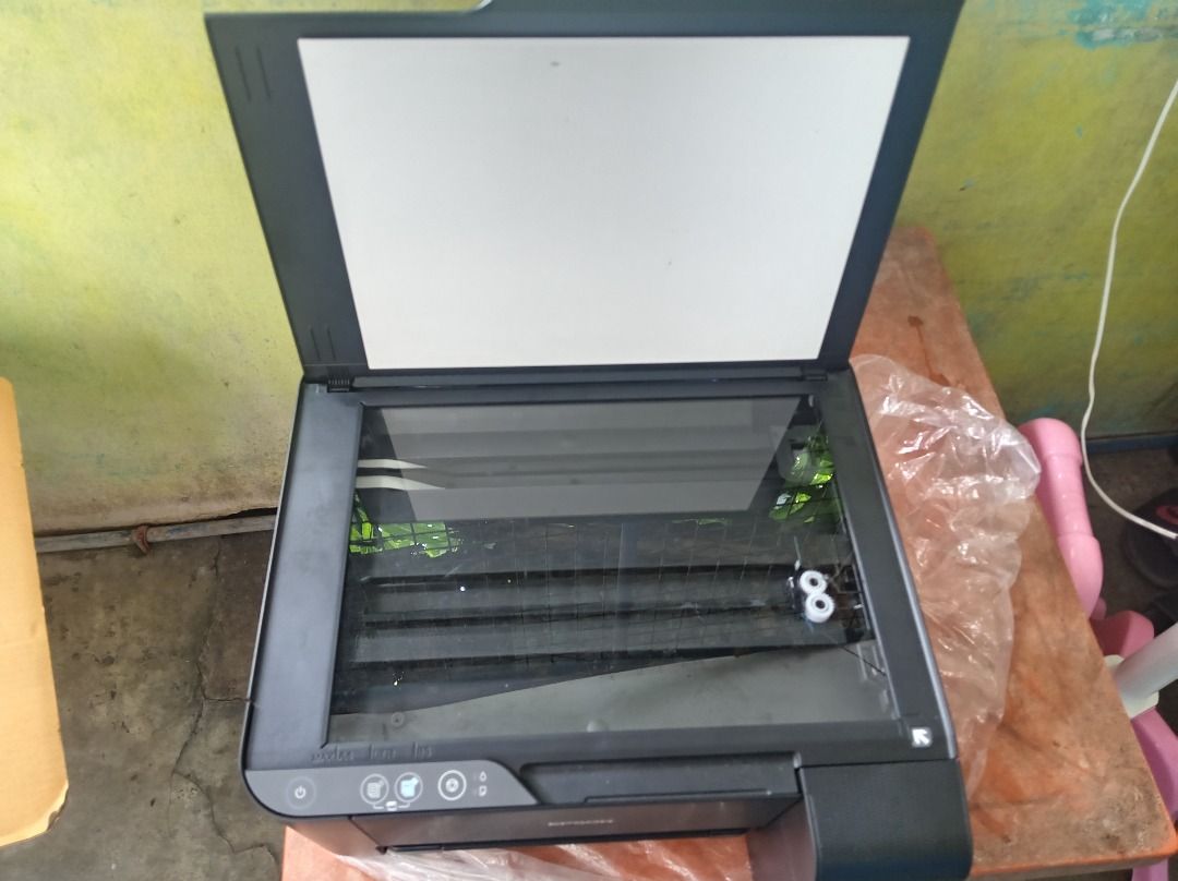 Epson L3210 Printer 3in1 (Category: Printers, Scanners & Copiers) located in Caloocan City. Submitted by yet_bo12 (Listing ID 1451137550, Image 2). Description: .
