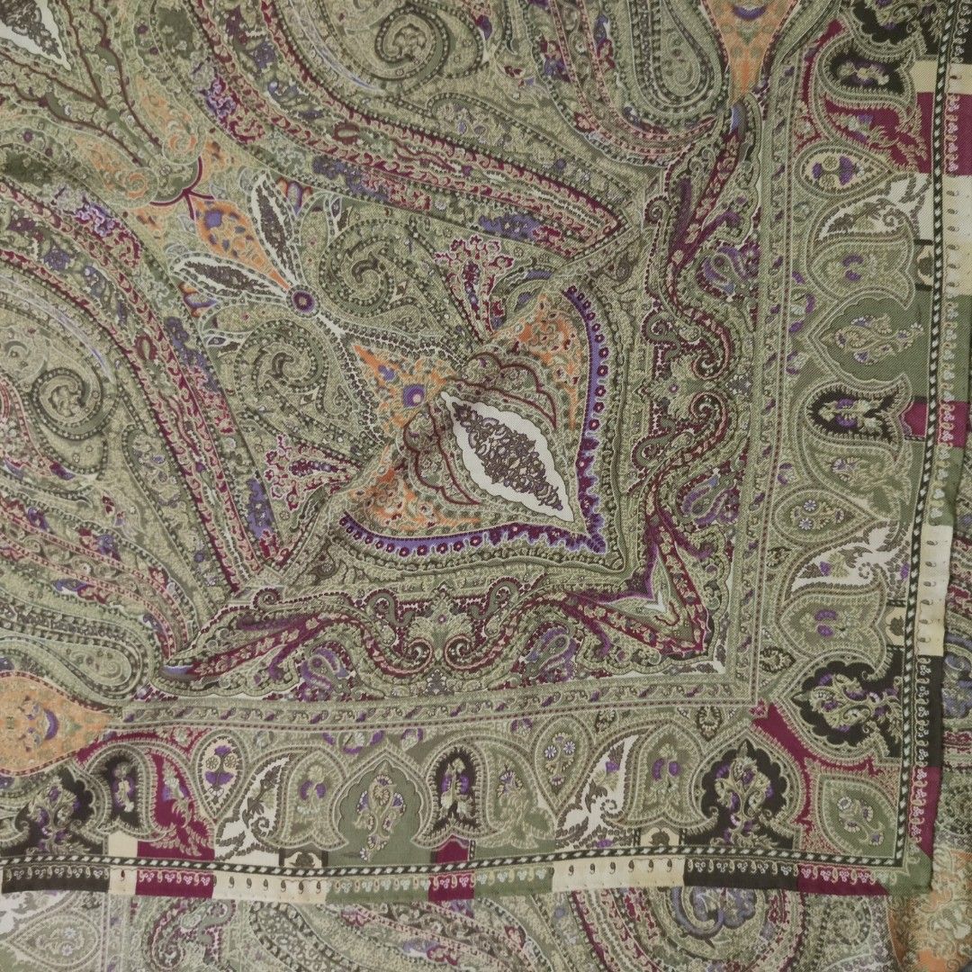 ETRO Paisley Print Scarf (Category: Scarves) located in Kuala Lumpur. Submitted by hasamdins_sukathrift_shop (Listing ID 1451291108, Image 3). Description: Size: Approx 53 inches square Material: 70% Wool + 30% Silk Condition: 0.5 inch of loose hem as per the last slide. The fabric is like new..