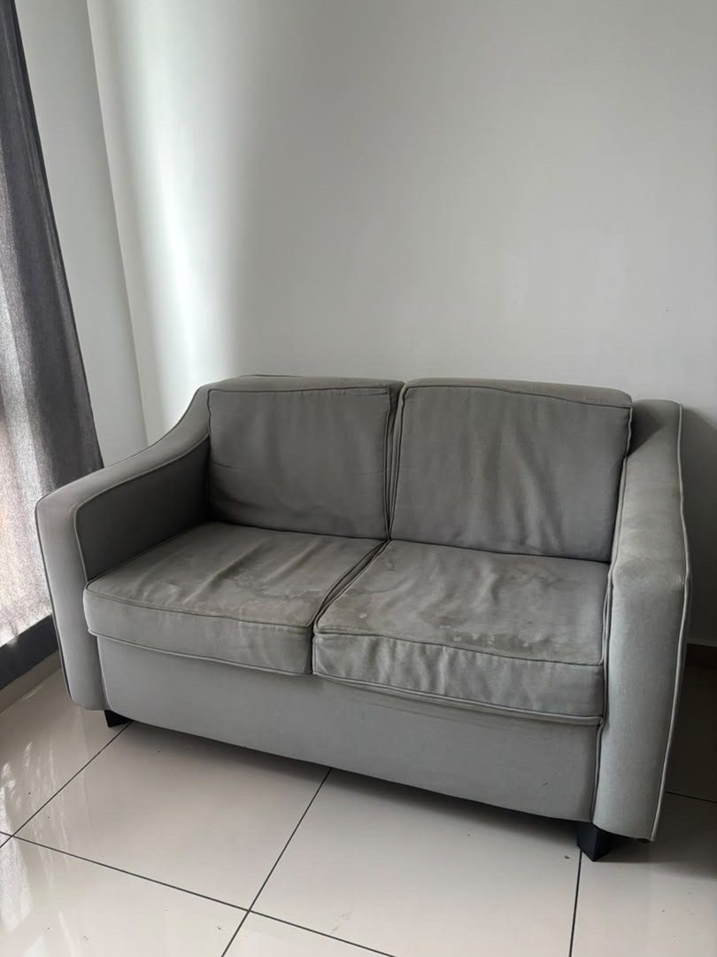 Free sofa / couch (Category: Sofas) located in Nilai. Submitted by hani.abd (Listing ID 1451280072, Image 1). Description: Free sofa in Cyberjaya. About 141cm length 93cm height. Still usable but heavy discolouration as per pictures. I think you can clean it using the spray extraction cleaner! Pickup sendiri, 8am-10am/6pm-8pm weekdays. If interested, DM ASAP..