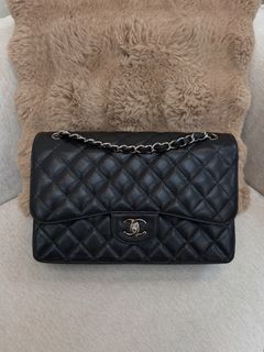 (Category: ) located in . Submitted by reluxuryco (Listing ID 1451289866, Image 1). Description: .