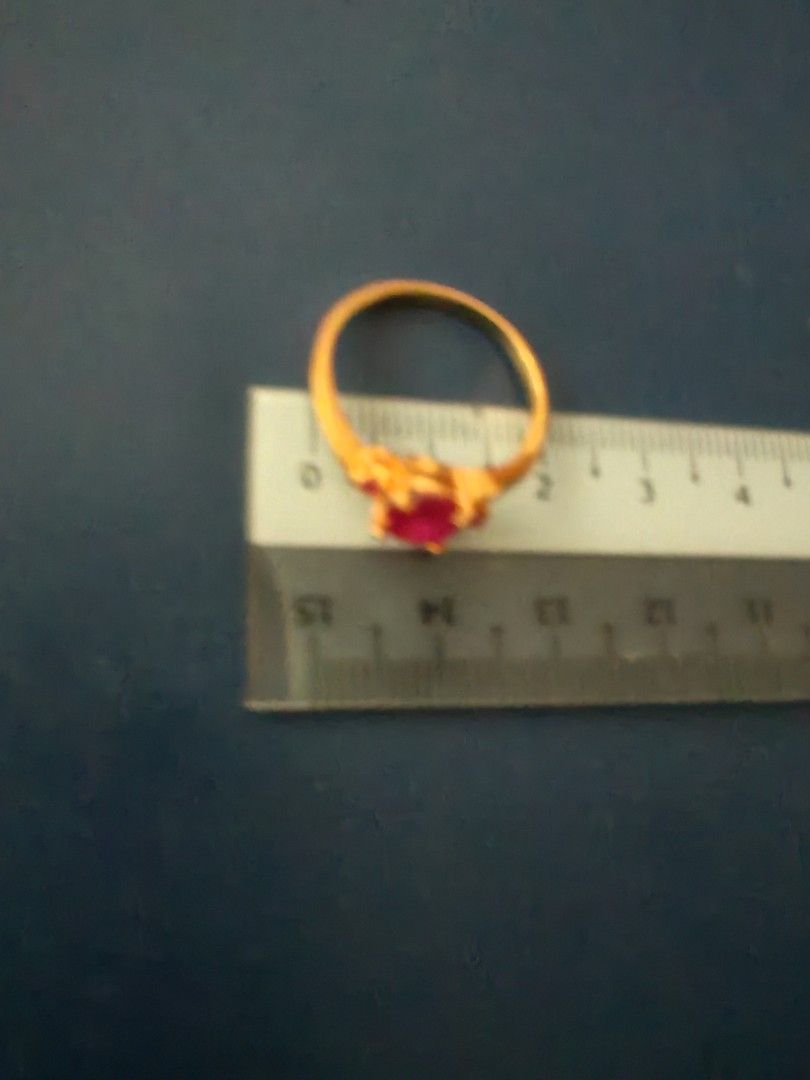 Gold plated Ruby ring (Category: Rings) located in Singapore. Submitted by keikei2008 (Listing ID 1451222899, Image 3). Description: very nice pigeon blood colour!.