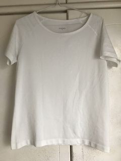 （分類：）位於 。 由 summerfloo 提交（商品編號 1451279764，圖片 1）。簡介： 。