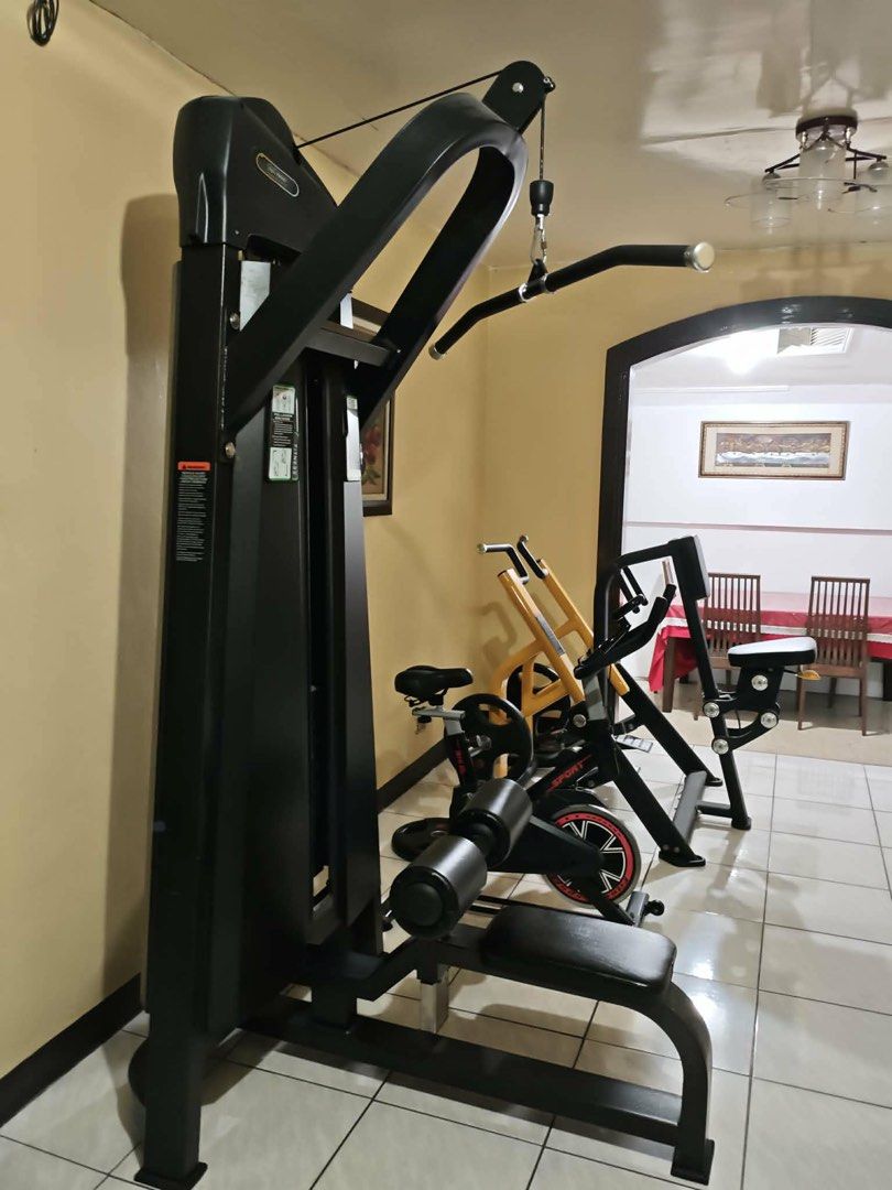 Gym equipments (Category: Other Sports Equipment and Supplies) located in Manila. Submitted by leeeb21 (Listing ID 1451196666, Image 3). Description: Gym equipments For Sale!! Take all only negotiable slightly pinabenta lang po ng uncle ko Pm for more details! Location bulacan .