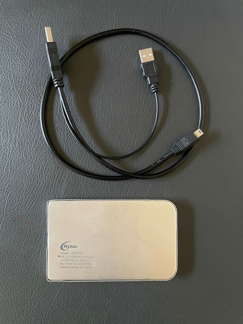 2.5 HDD Enclosure USB 2.0 (Category: Cables & Adaptors) located in Las Pinas. Submitted by geldeclutters (Listing ID 1451153000, Image 2). Description: ₱150 firm RFS: Not using anymore 📍Talon Singko, Las Piñas Meetup at Metrotowne or Southmall.