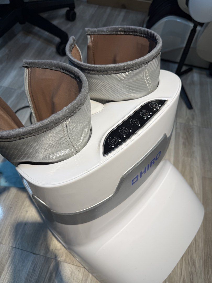HIRO FOOT MASSAGER (Category: Massage Devices) located in Manila. Submitted by elizurabalos (Listing ID 1451279080, Image 3). Description: HIRO FOOT MASSAGER no issue sa performance No box What you see is what you get Mall price 24,940 Rfs no need Imus loc.