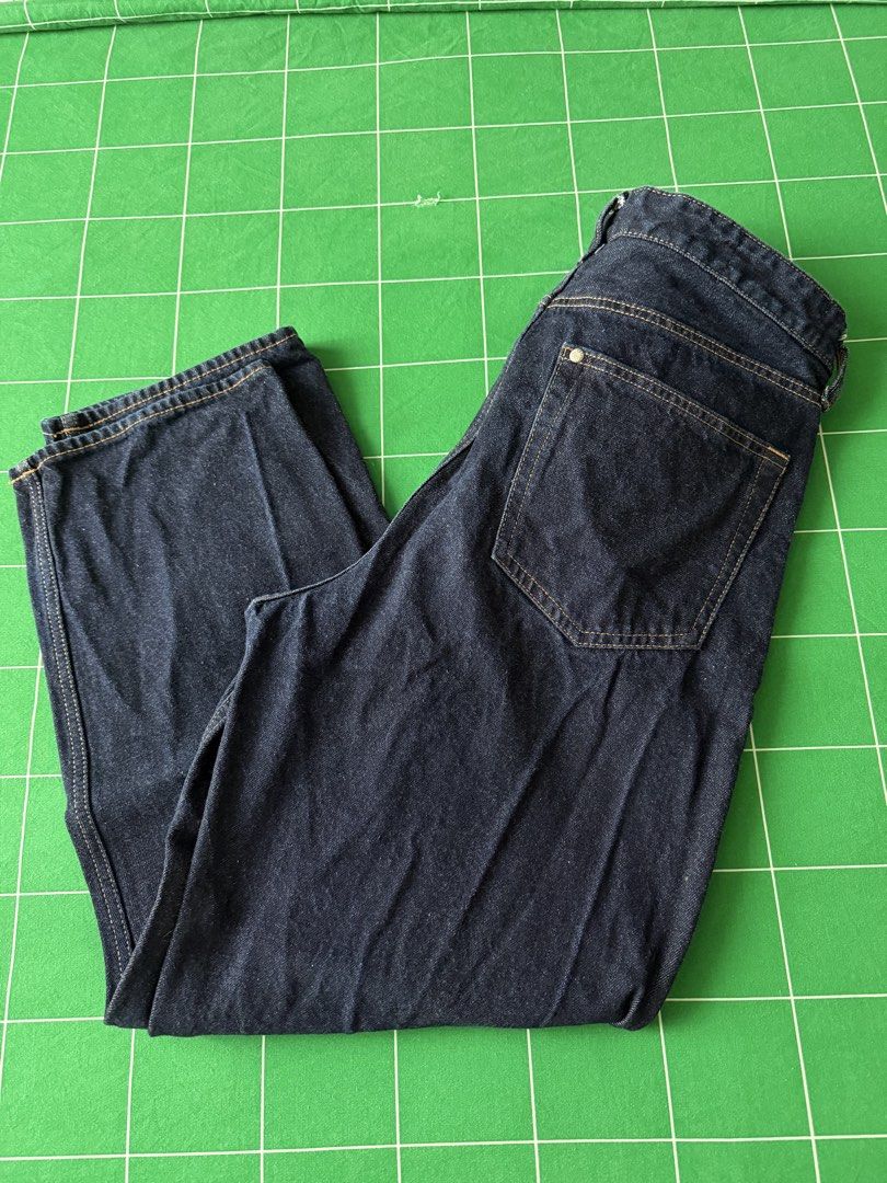 H&M Denim Pants 32” (Category: Jeans) located in Quezon City. Submitted by _cjbarrera (Listing ID 1451324500, Image 2). Description: .