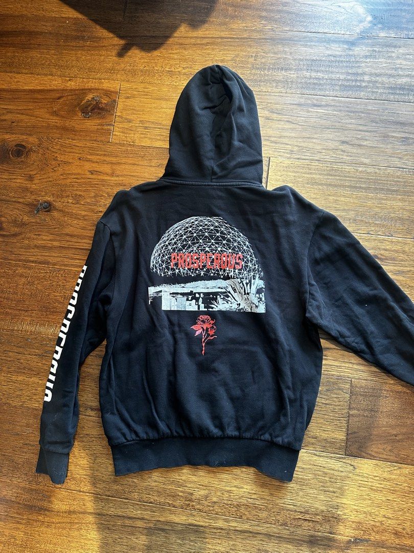 H&M Hoodie (Category: Hoodies) located in Manila. Submitted by xandercoronel (Listing ID 1451201718, Image 2). Description: .