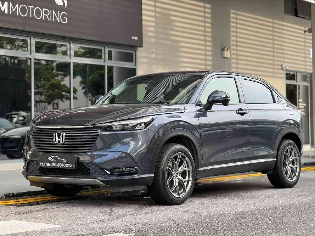 Honda Vezel 1.5 X (A) (Category: Used Cars) located in Singapore. Submitted by platinummotoringsg (Listing ID 1451140934, Image 2). Description: Interest rates from as low as 1.28%! Full loan available. Choose from bank or in-house financing! Singapore's largest pre-owned dealership with 500+ listings, we offer higher trade-in value, better approval rates, and some of the lowest interest rates in the market. 4x SGCM Premium Dealer award winner. V